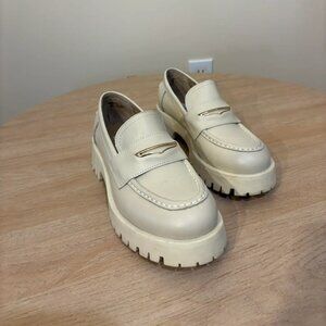 Steve Madden Women's Cream and White Loafers